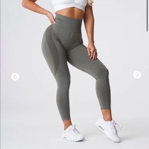 Khaki Green Contour Seamless Leggings